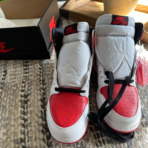 Air Jordan 1 retro high white/uni red 6.5Y - Picture 6 of 6